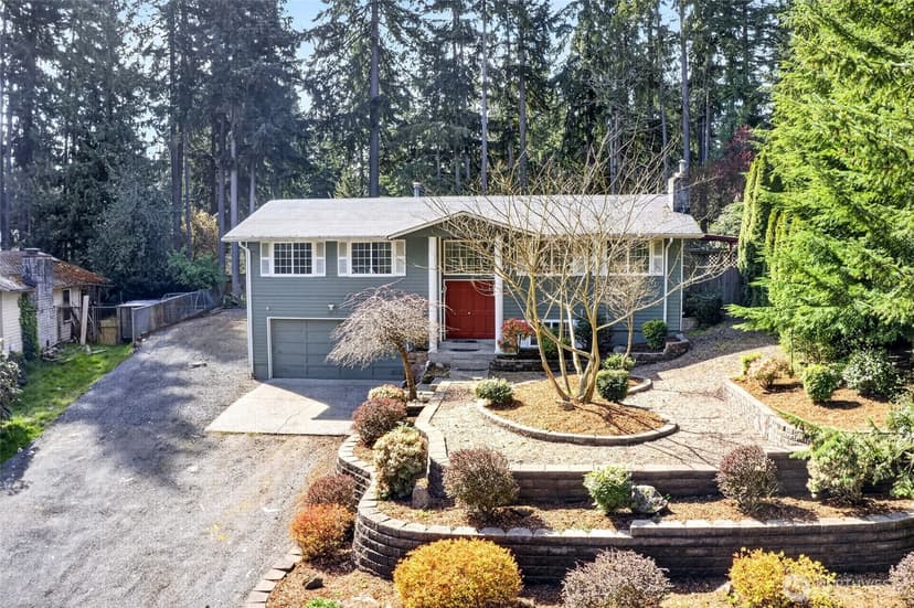 Property photo for 19010 63rd Street E, Lake Tapps photo 2