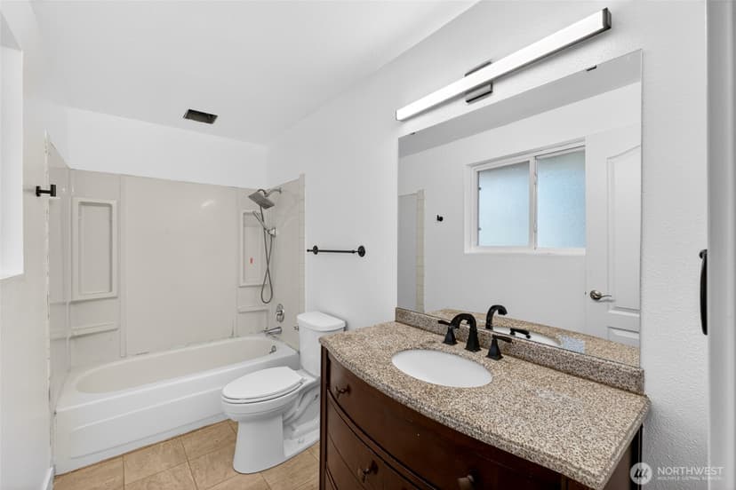 Property photo for 19010 63rd Street E, Lake Tapps photo 11