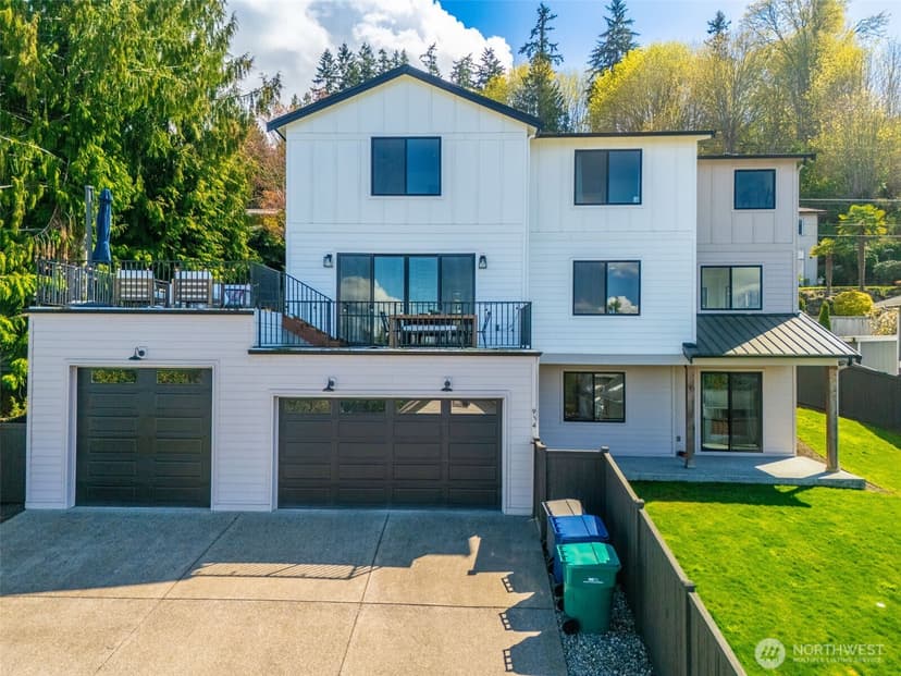 Property photo for 914 6th Street, Mukilteo photo 9