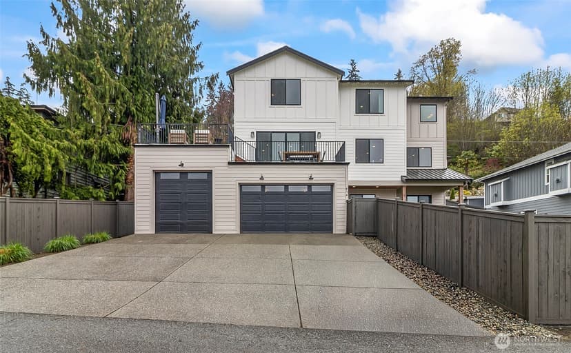 Property photo for 914 6th Street, Mukilteo