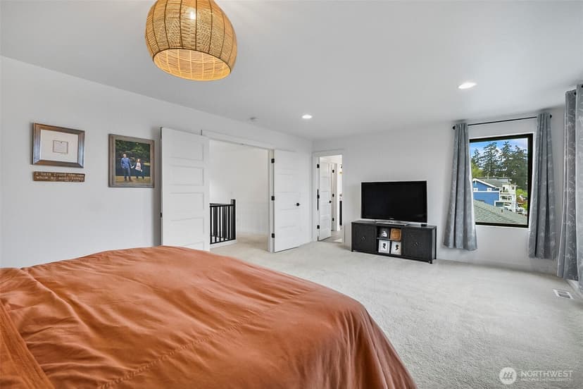 Property photo for 914 6th Street, Mukilteo photo 19