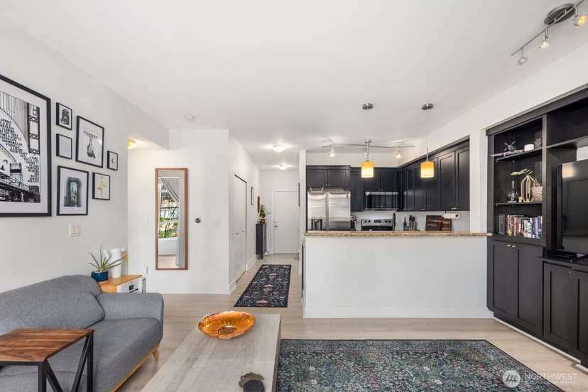 Property photo for 1501 Tacoma Avenue S #207, Tacoma photo 15