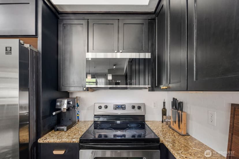 Property photo for 1501 Tacoma Avenue S #207, Tacoma photo 11