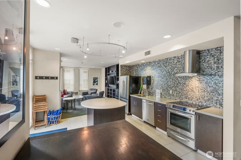 Property photo for 1501 Tacoma Avenue S #207, Tacoma photo 28