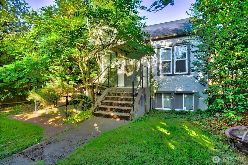 Property photo for 7822 NE Lake City Way NE, Seattle