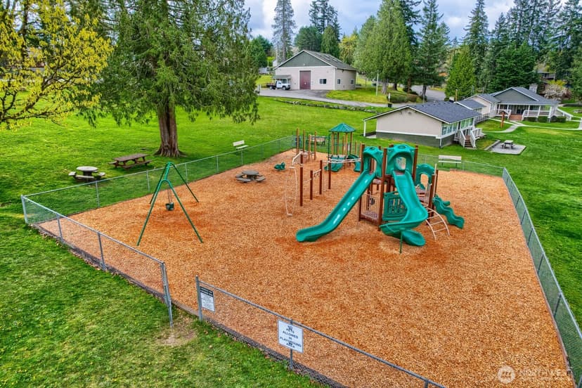 Property photo for 21650 SE 267th Street, Maple Valley photo 32