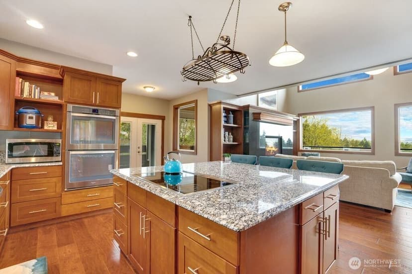 Property photo for 1401 32nd Street Pl SE, Puyallup photo 8