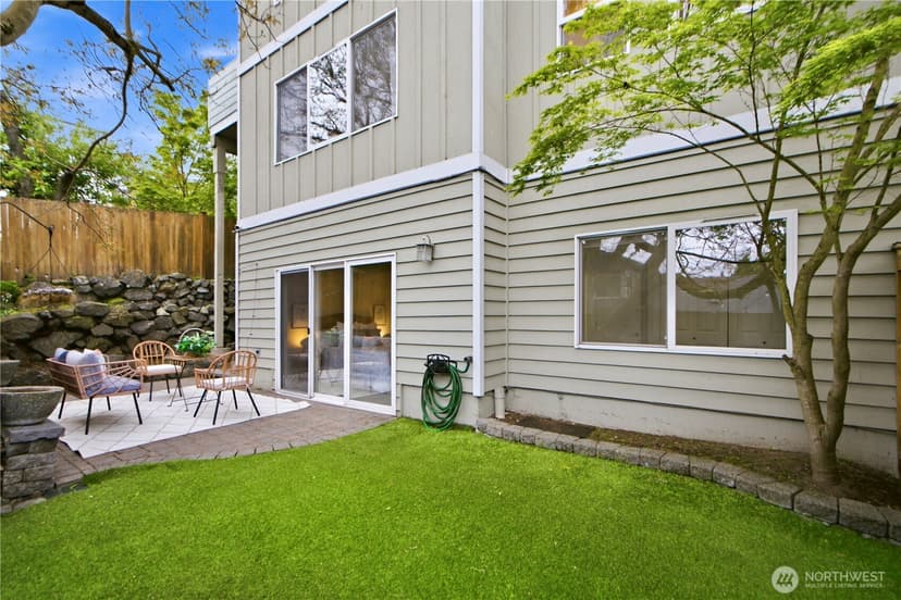 Property photo for 3813 23rd Avenue W, Seattle photo 29