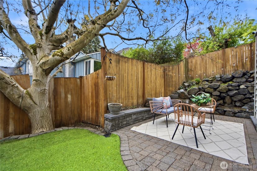 Property photo for 3813 23rd Avenue W, Seattle photo 27