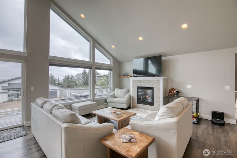 Property photo for 181 Sunrise Avenue SE, Ocean Shores photo 18