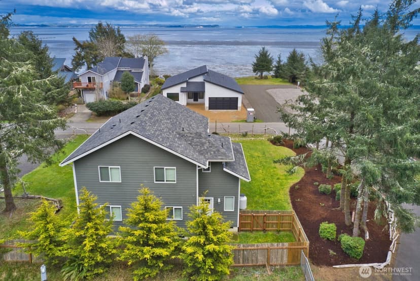Property photo for 181 Sunrise Avenue SE, Ocean Shores photo 37