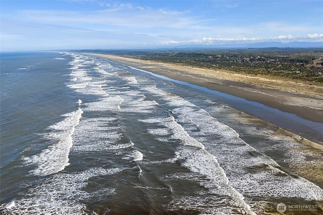 Property photo for 76 Dunes Lane, Ocean Shores photo 3