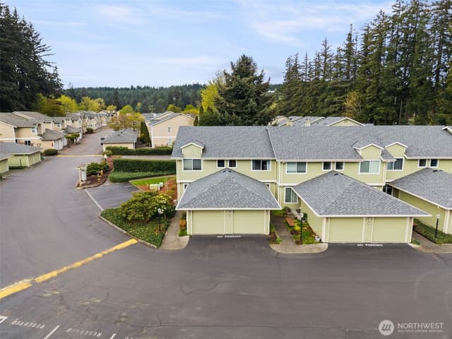 Property photo for 3931 NW Fairway Lane, Bremerton photo 2