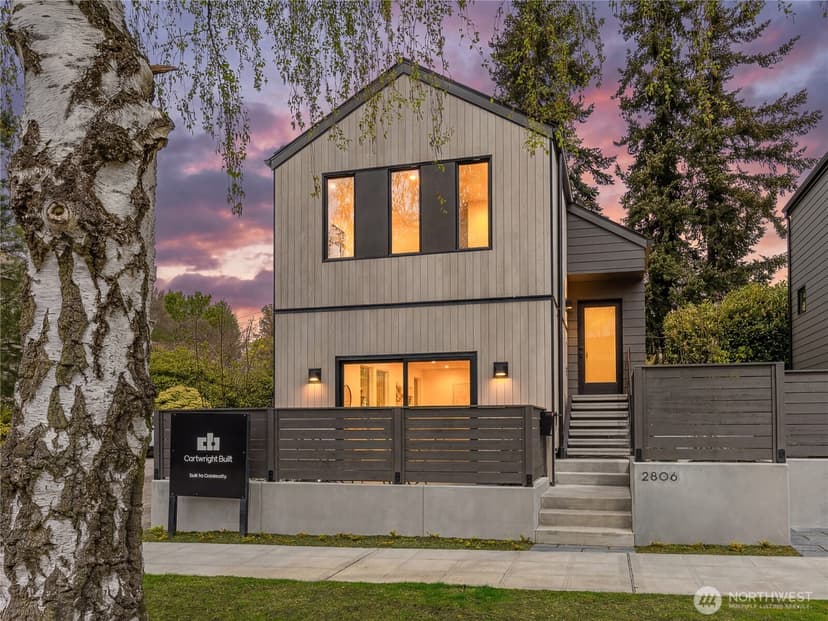 Property photo for 2806 W Dravus Street, Seattle