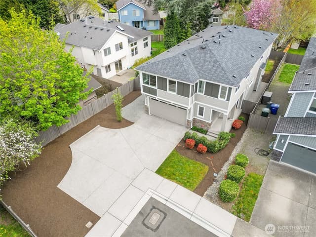 Property photo for 17712 88th Place NE, Bothell photo 2