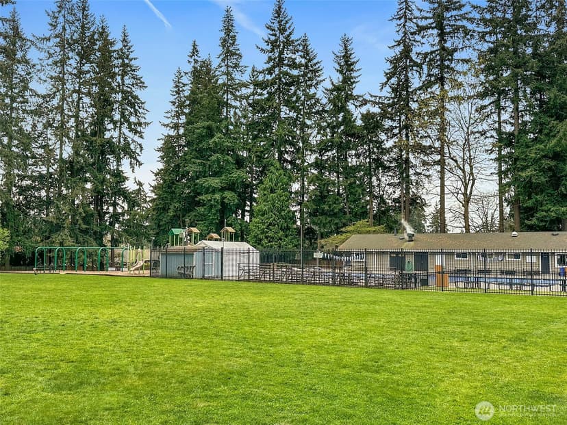Property photo for 14014 118th Avenue NE, Kirkland photo 35
