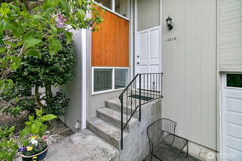 Property photo for 14014 118th Avenue NE, Kirkland photo 2