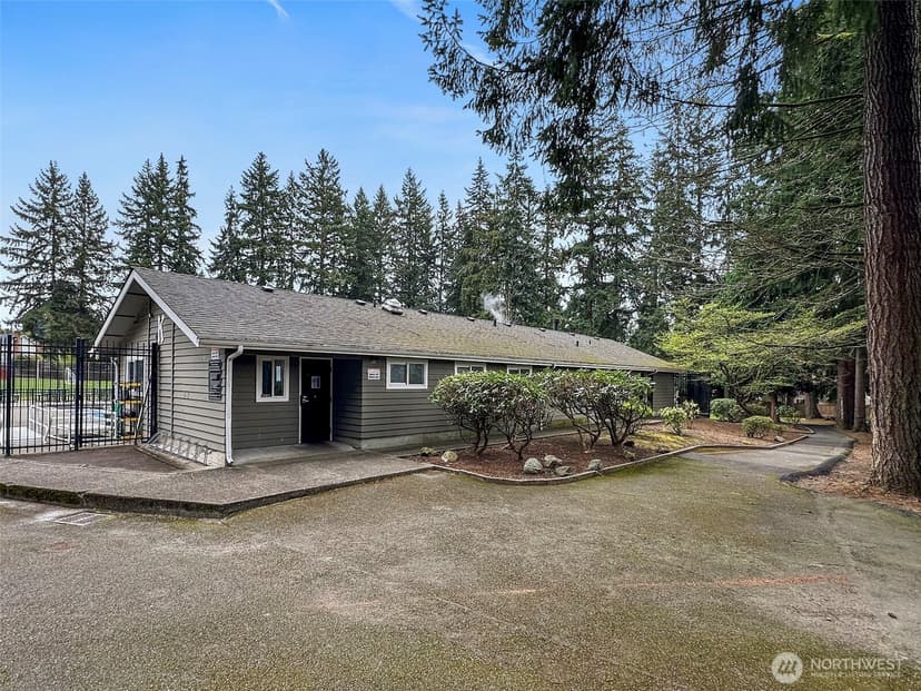Property photo for 14014 118th Avenue NE, Kirkland photo 32