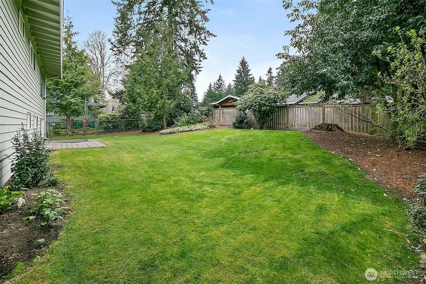 Property photo for 14014 118th Avenue NE, Kirkland photo 25