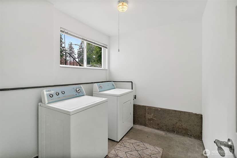 Property photo for 14014 118th Avenue NE, Kirkland photo 23