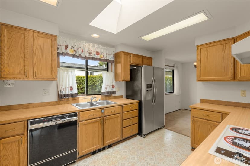 Property photo for 24124 8th Place W, Bothell photo 17