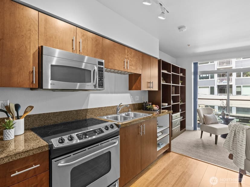 Property photo for 5650 24th Avenue NW #312, Seattle photo 10