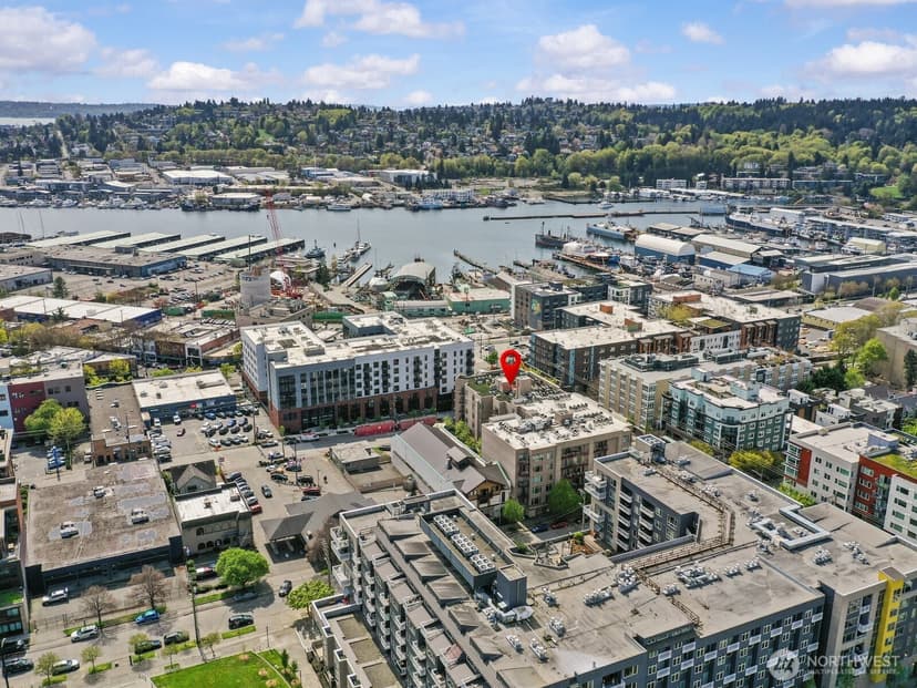 Property photo for 5650 24th Avenue NW #312, Seattle photo 27