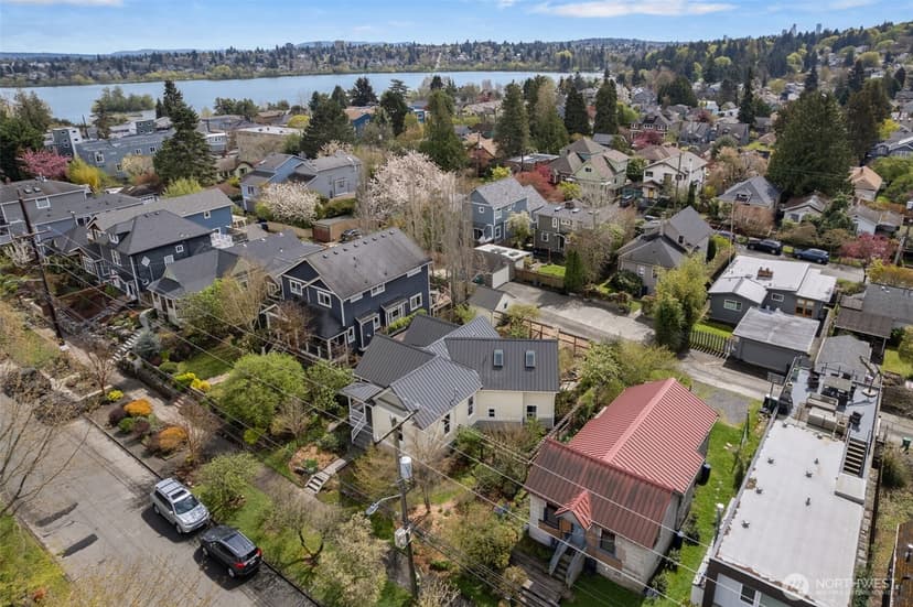 Property photo for 717 N 73rd Street, Seattle photo 31