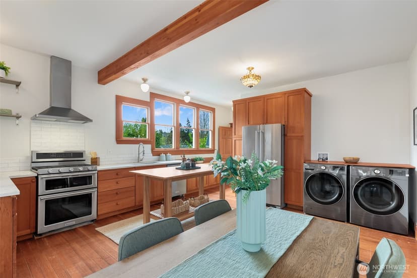 Property photo for 717 N 73rd Street, Seattle photo 10