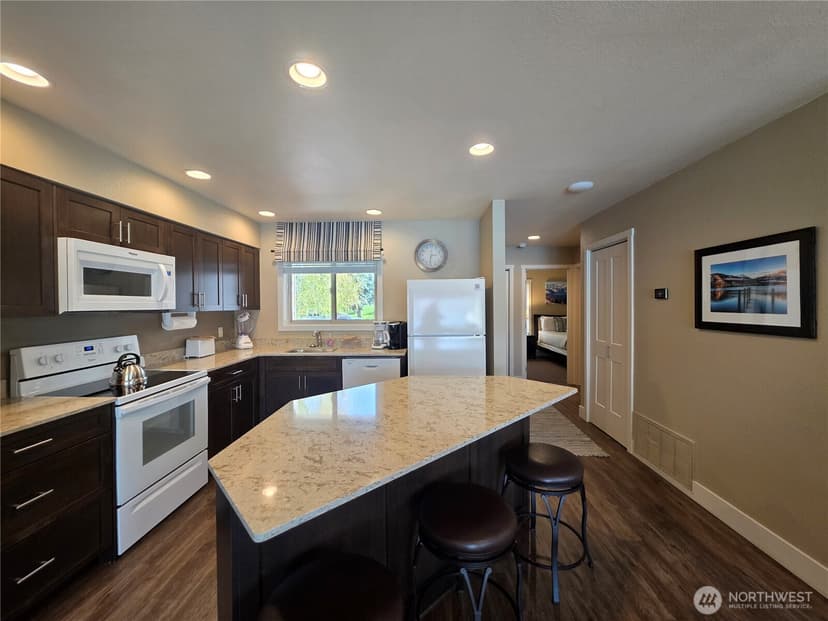 Property photo for 1 Beach 593-L, Manson photo 8