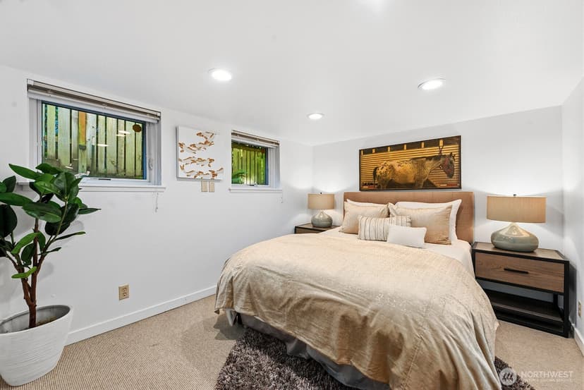 Property photo for 2514 Lake Park Drive S, Seattle photo 26