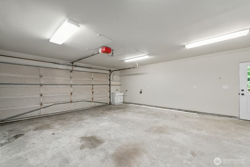 Property photo for 2514 Lake Park Drive S, Seattle photo 37