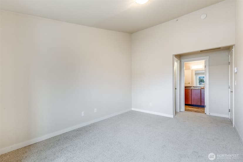 Property photo for 10619 SE 261st Place #E304, Kent photo 20