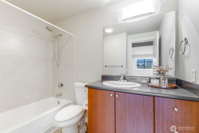 Property photo for 10619 SE 261st Place #E304, Kent photo 26