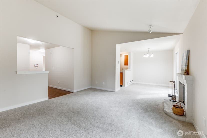 Property photo for 10619 SE 261st Place #E304, Kent photo 8