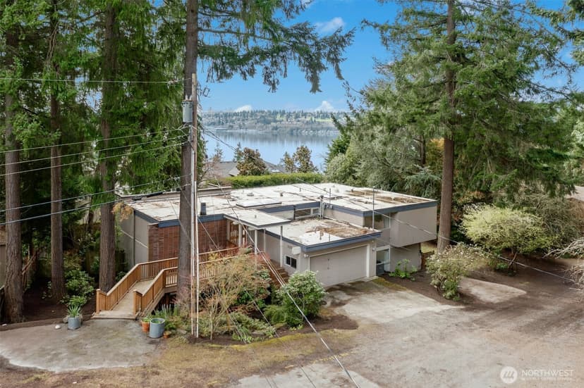 Property photo for 7237 NE 121st Place, Kirkland photo 37