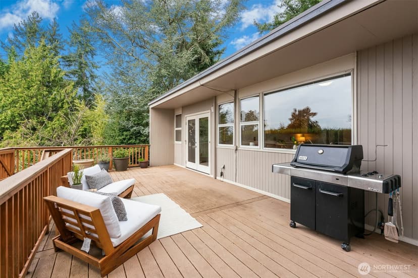 Property photo for 7237 NE 121st Place, Kirkland photo 12