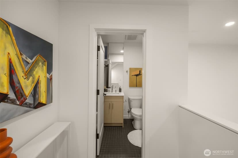 Property photo for 1315 E Denny Way, Seattle photo 20