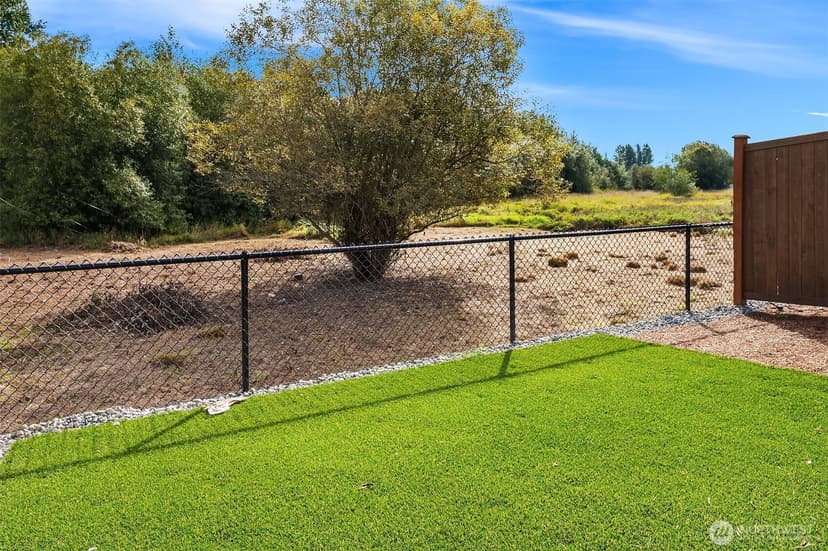 Property photo for 15943 26th Drive NE, Marysville photo 9