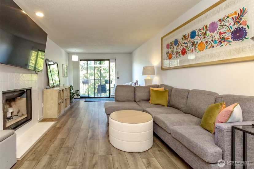 Property photo for 13235 12th Avenue SW #522, Burien photo 6