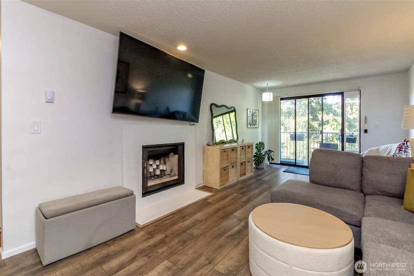 Property photo for 13235 12th Avenue SW #522, Burien photo 7
