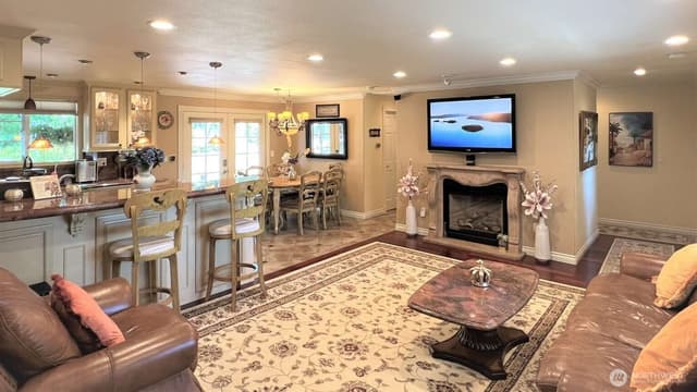 Property photo for 11858 SE 236th Street, Kent photo 5