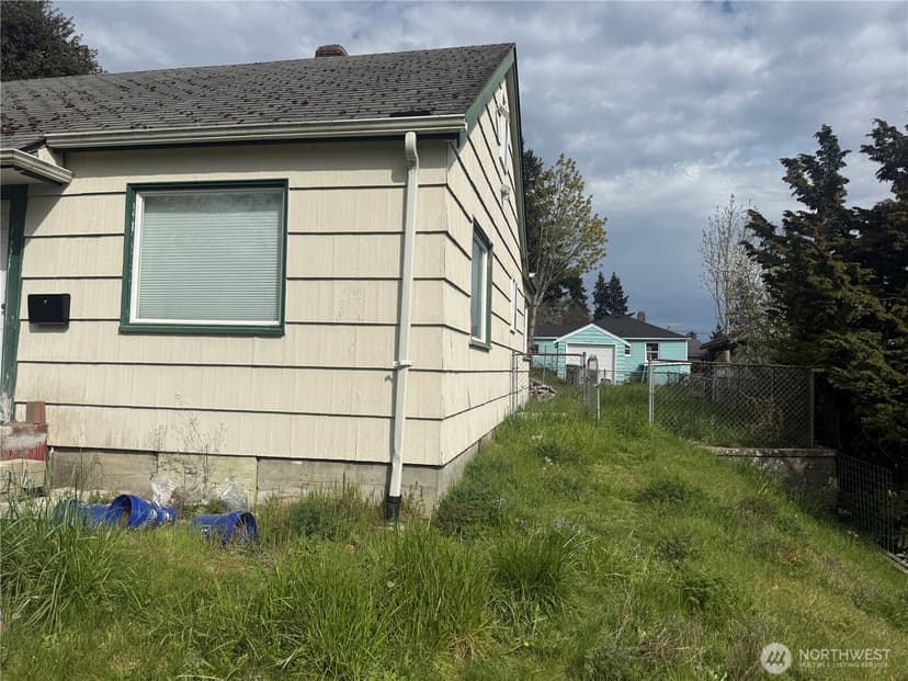 Property photo for 1538 N Lafayette Avenue, Bremerton photo 3