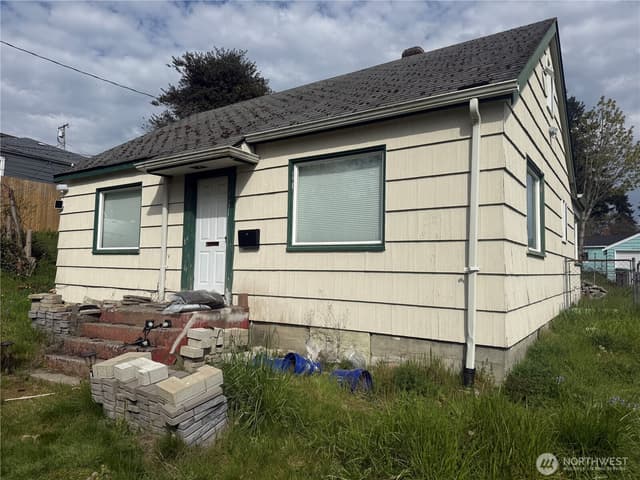 Property photo for 1538 N Lafayette Avenue, Bremerton photo 2