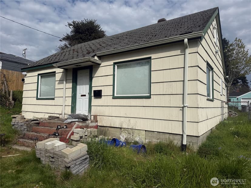 Property photo for 1538 N Lafayette Avenue, Bremerton photo 2