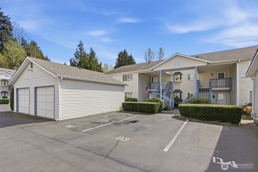 Property photo for 20617 28th Avenue W #D2, Lynnwood photo 15