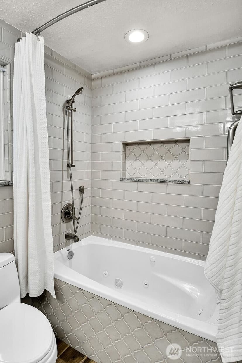 Property photo for 21023 46th Avenue SE, Bothell photo 19