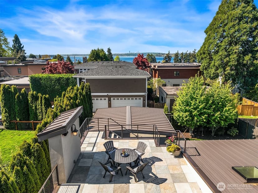 Property photo for 525 16th Avenue W, Kirkland photo 32