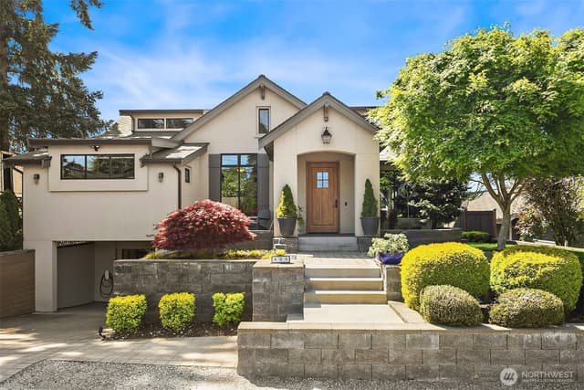 Property photo for 525 16th Avenue W, Kirkland photo 3