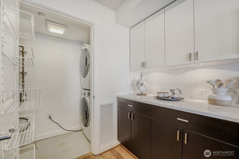 Property photo for 819 Virginia Street #2901, Seattle photo 26